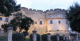 carovigno castello 3.jpg