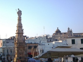 colonna santoronzo ostuni 2.jpg