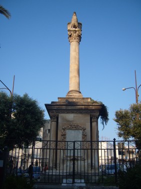 monumento ai caduti ostuni 1.JPG
